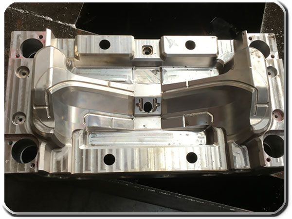 plastic injection mold 05