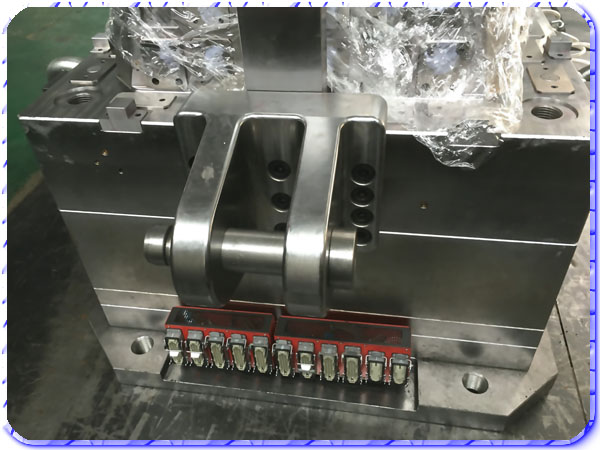 plastic injection mold 07